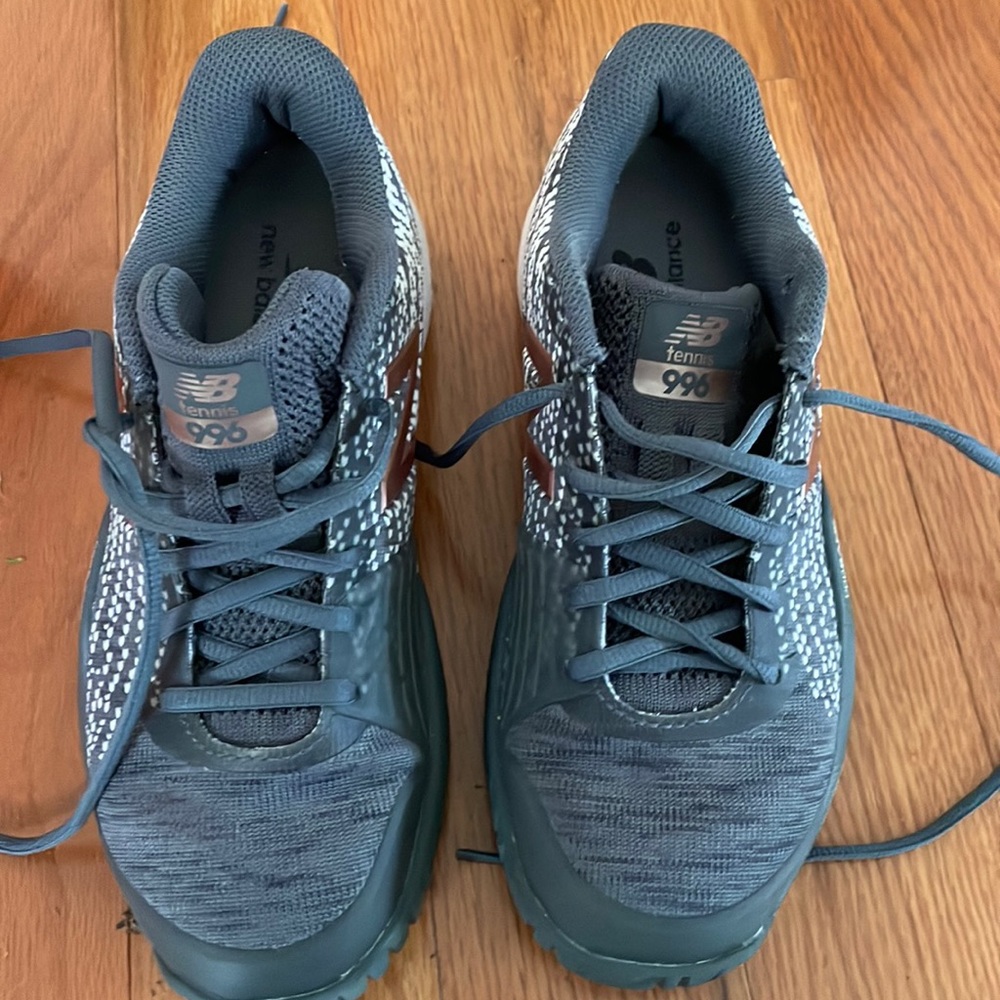 Pickleball - ready! New Balance court shoes, 7.5 wide, tennis, like new with box